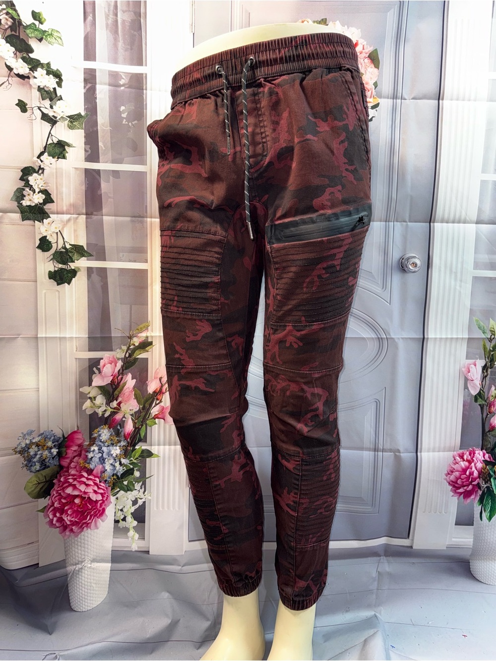 1058-Ring of Fire Men's Maroon Camouflage Jogger Pants